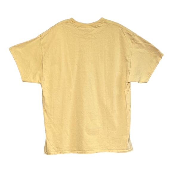 Purdue “Only The Strong Remain Undaunted” Graphic Tee - Picture 2 of 3